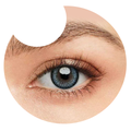 Primer plano del ojo con pupilentes Azul Mercury de Optioutlet