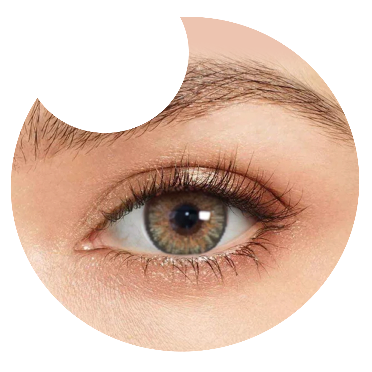 Primer plano del ojo con pupilentes Verde Joker de Optioutlet